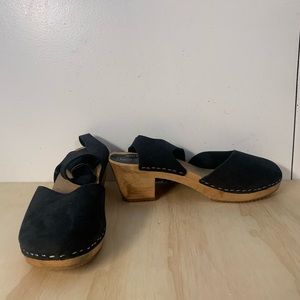 Moheda clogs black